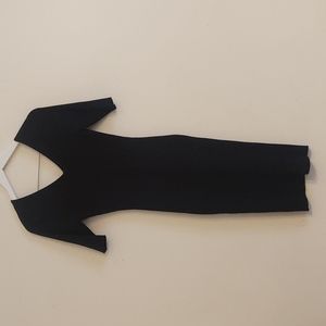 Black dress- 1/4 sleeve length
